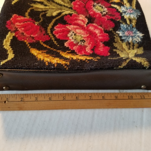 VTG wilt luggage NEEDLEPOINT HANDBAG chicago - Picture 9 of 10